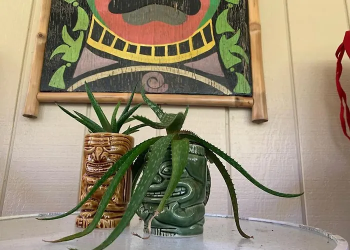 Hau\'Oli Place Tiki Cottage In Volcano